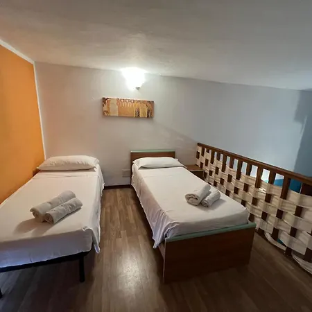 A Due Passi Dal Duomo Apartment Cefalu